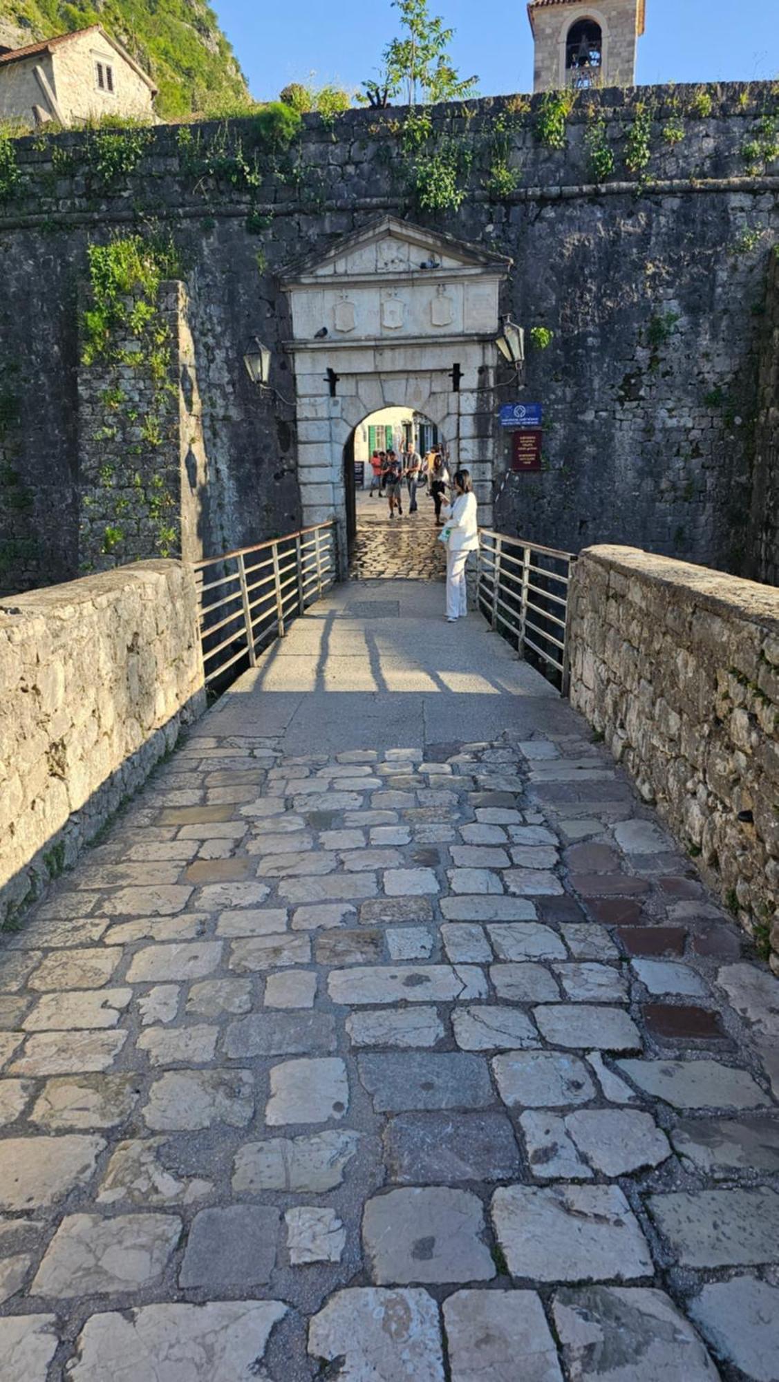Apartments Kaleta Kotor Bagian luar foto